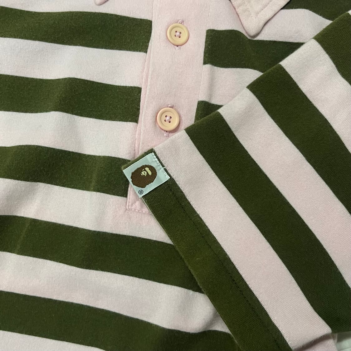 베이프 딸기말차 스트라이프 반팔 탑 상품이미지3