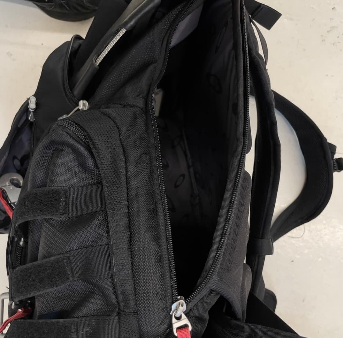 오클리 싱크백팩 상품이미지6