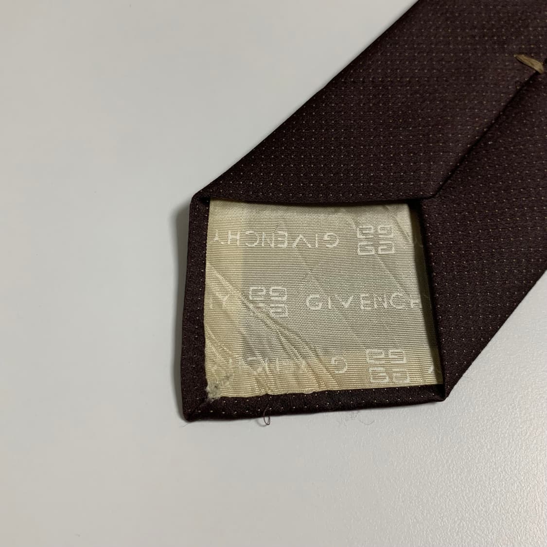 지방시(GIVENCHY) 혼방 클래식 정장 슬림넥타이 A등급 7.5cm 상품이미지10