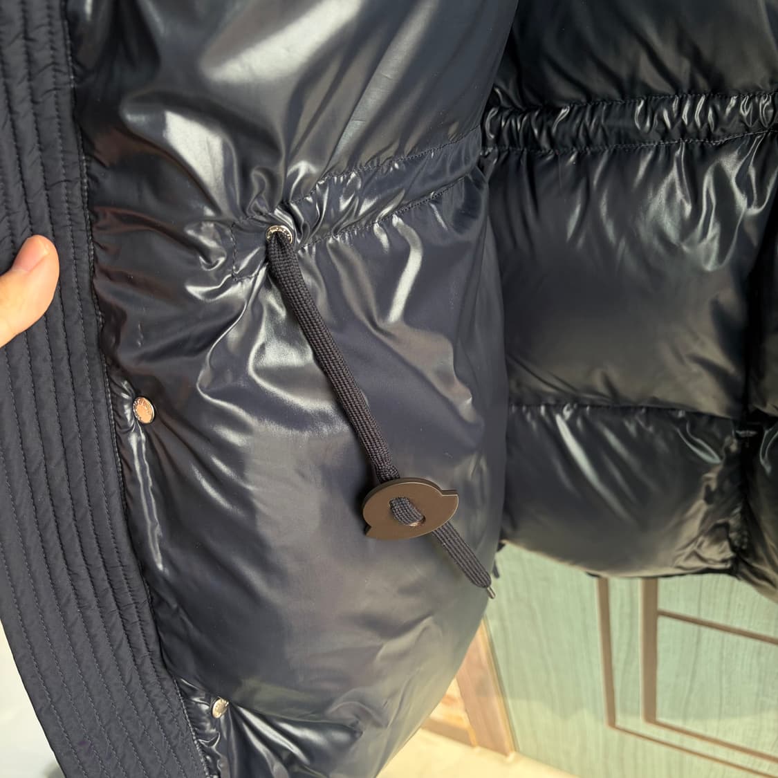 새상품[6]몽클레어 데디온 로고 패딩 네이비 상품이미지7