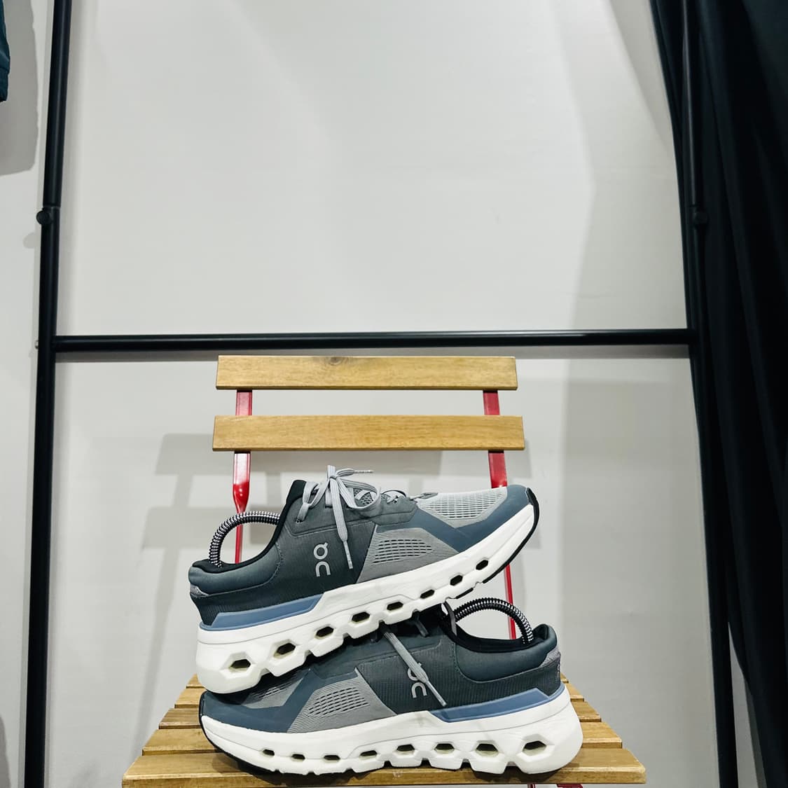 260) 온러닝 러닝화 남성 남자 런닝화 클라우드러너2 운동화 상품이미지7