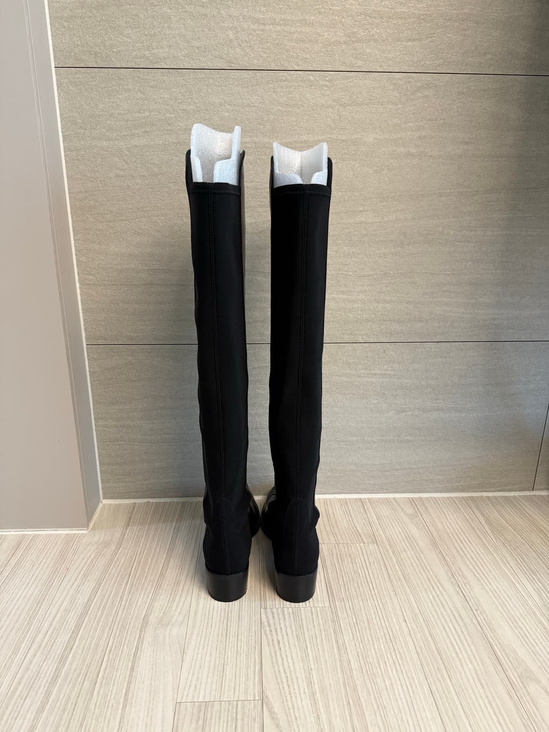 [새상품] 스튜어트 와이츠먼 리저브 블랙 니하이 부츠 상품이미지4