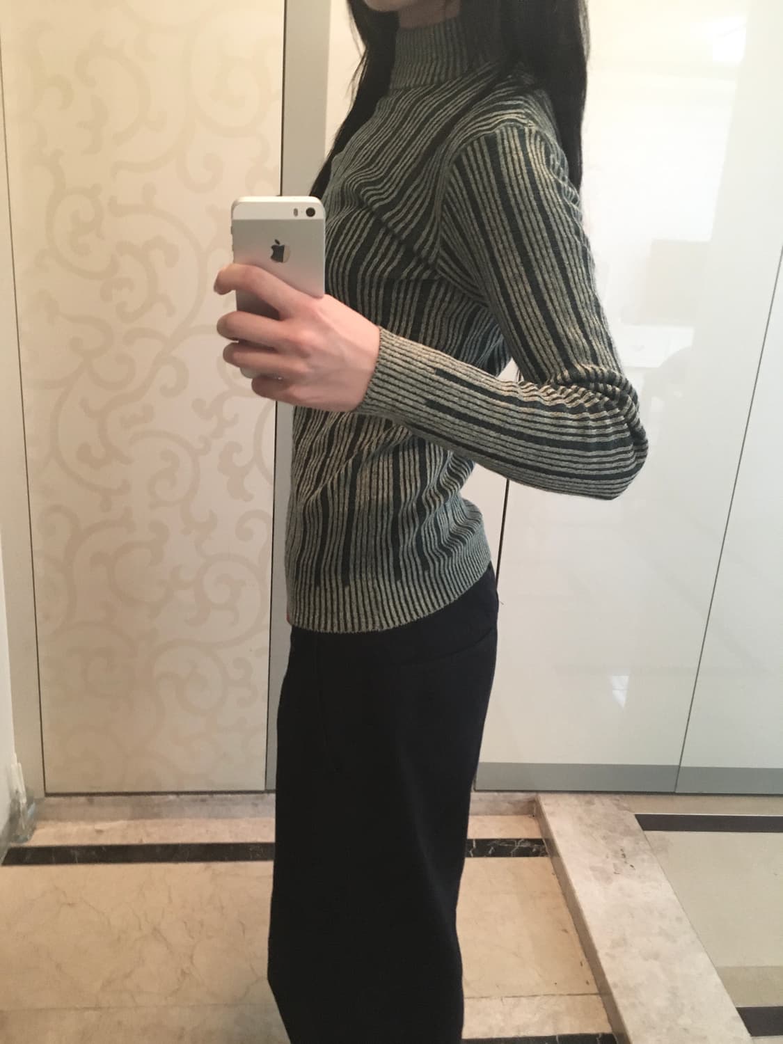 Vintage stripe high-neck knit 상품이미지2