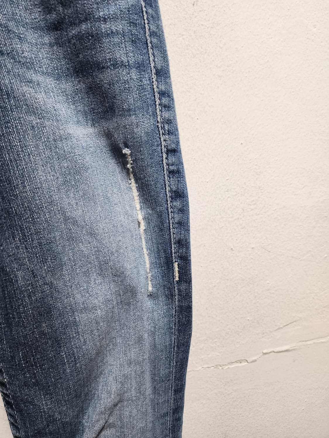 트루릴리전 큐빅디테일 HI-RISE BOOT 부츠컷 데님 상품이미지5