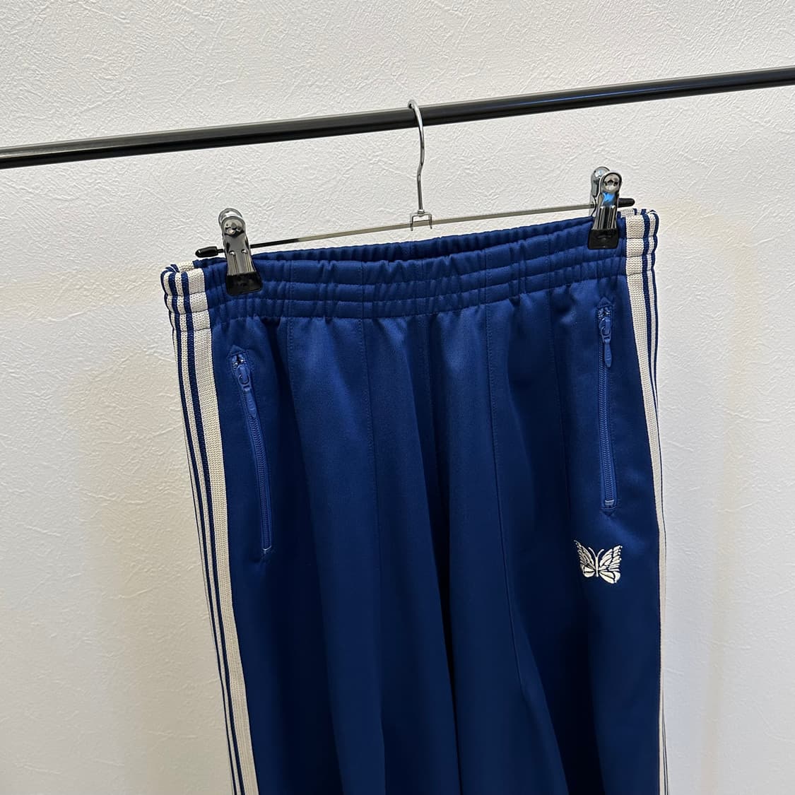 니들스 로얄블루 hd 트랙팬츠  상품이미지4