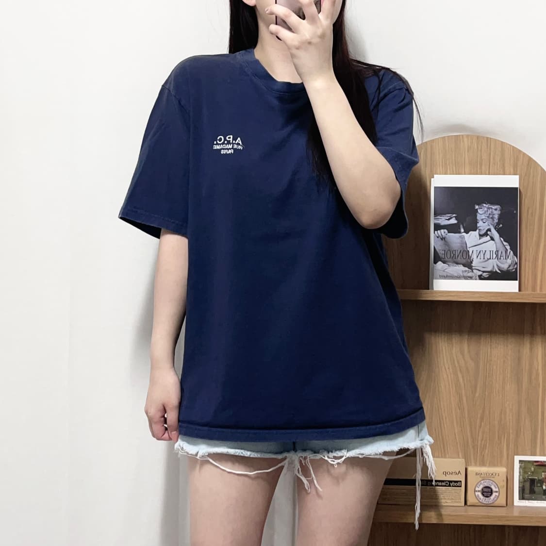 [정품] A.P.C. 네이비 반팔티 [ L ] 상품이미지2