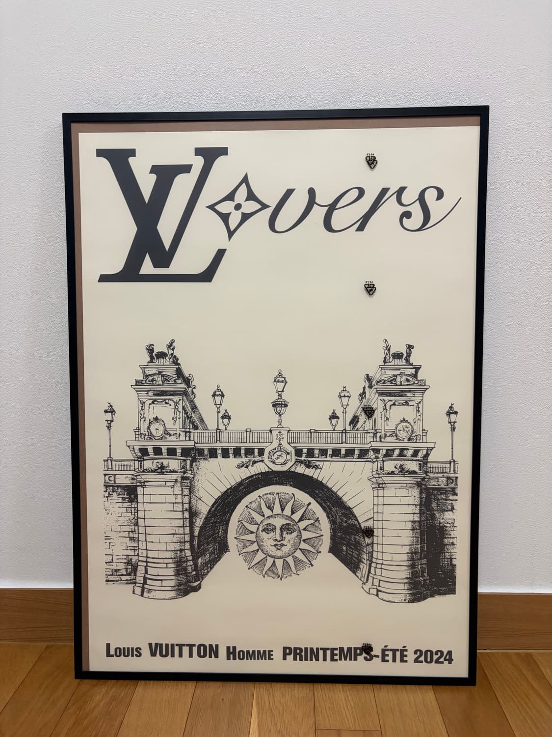 루이비통 퍼렐 Lvovers 포스터 & 액자 새상품 상품이미지1