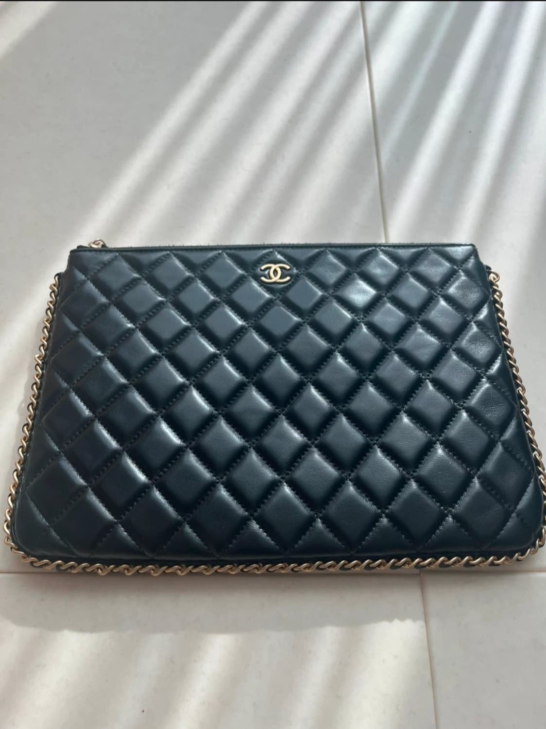 샤넬 체인 클러치백 / 새제품급, 한정판 제품 상품이미지2