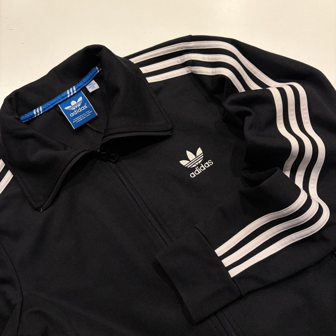 [100] 17s 아디다스 유로파 삼선 트랙탑 져지 블랙 C337 상품이미지3