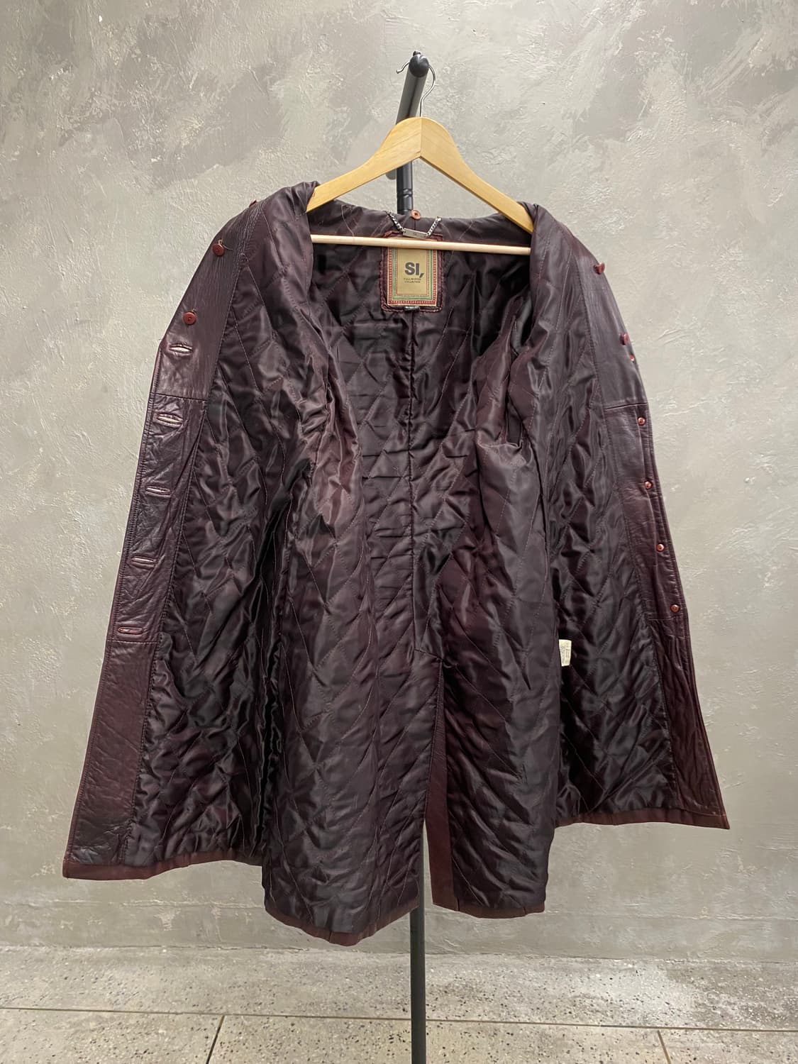 [90] SI, 버건디 양가죽 벨티드 레더 코트 상품이미지5