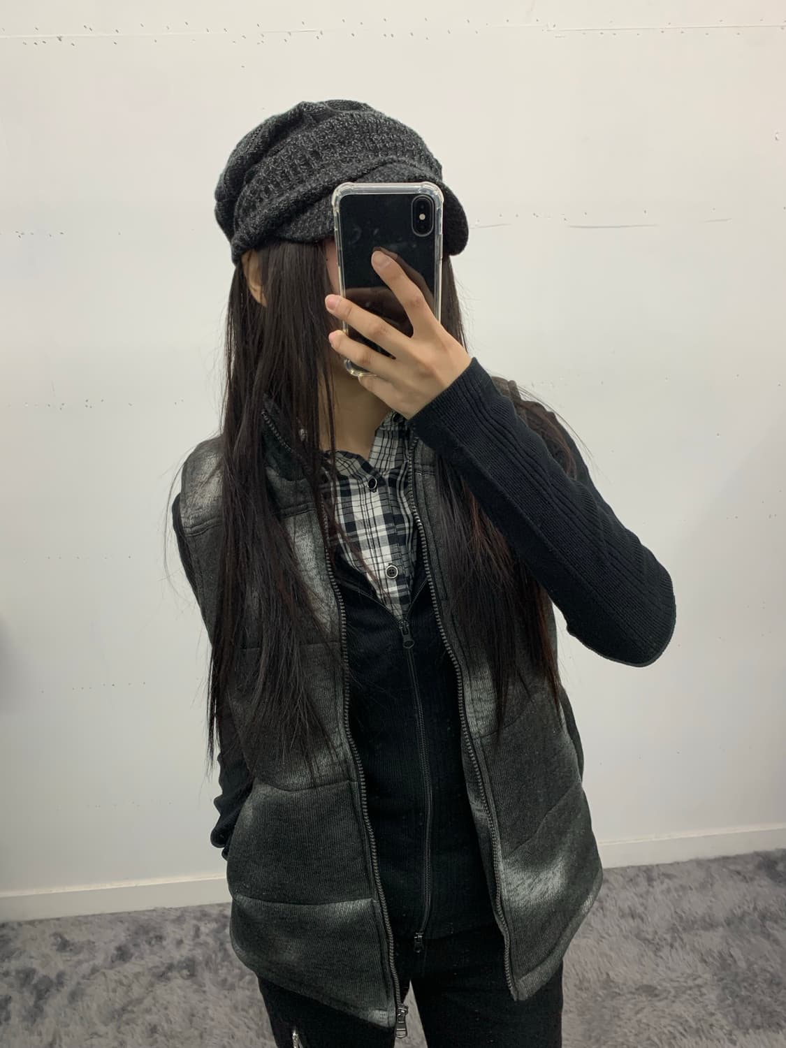 인더애틱 패턴 패딩 베스트 상품이미지1