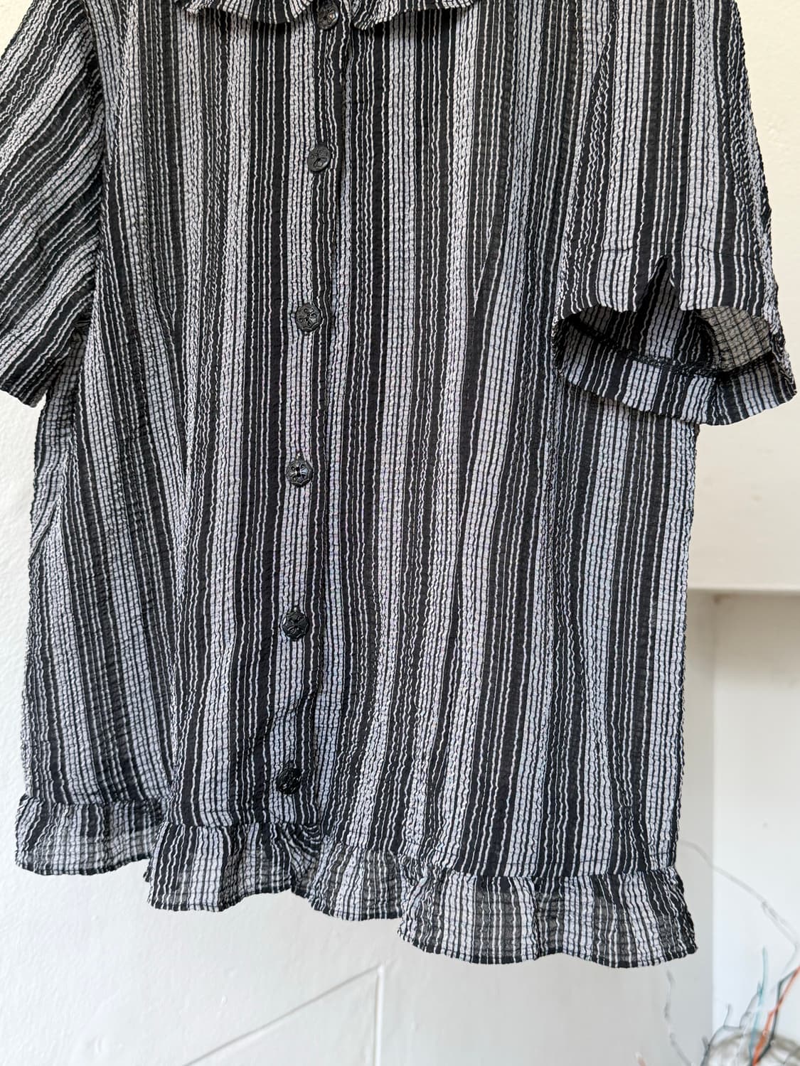 시어서커 쁘띠 스트라이프 블라우스 상품이미지3