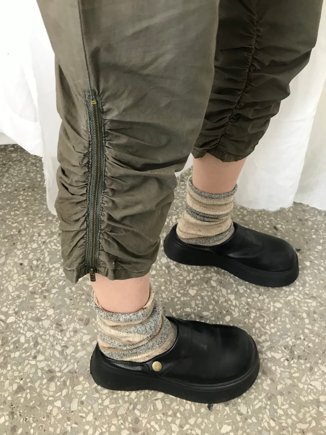 포켓 디테일 카프리 팬츠 상품이미지3