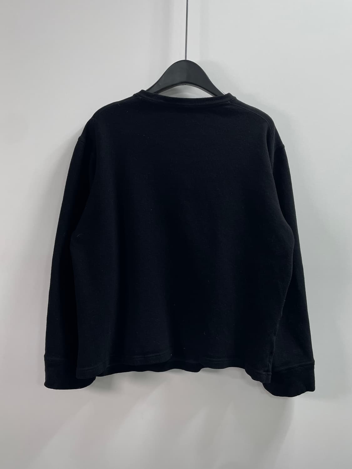 루이비통 버튼 울 헨리넥 롱슬리브 긴팔티 (on.739) 상품이미지3