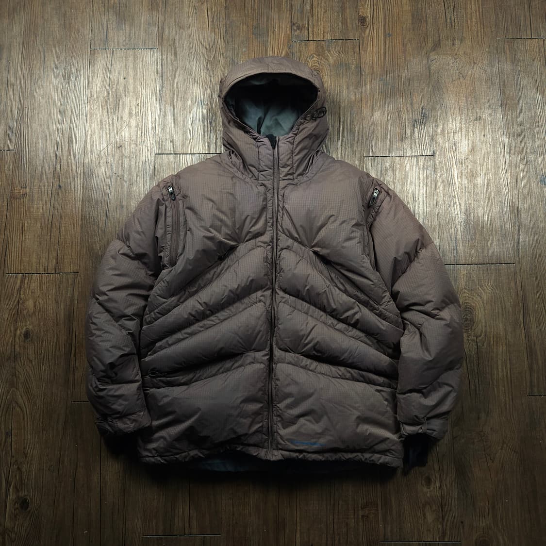 오클리 하이드로 퓨엘4 아카이브 푸퍼 마운틴 파카 상품이미지1