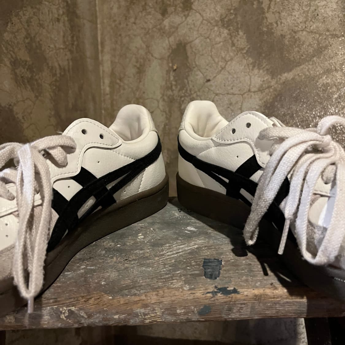 오니츠카타이거 스니커즈 상품이미지4