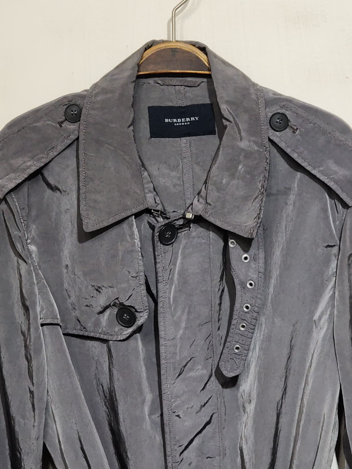 (L) 버버리 코트 싱글 벨트 견장 이태리판  상품이미지2