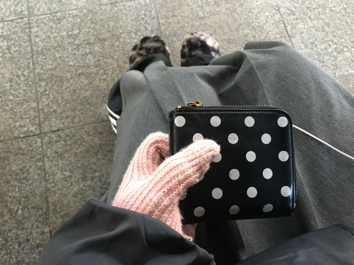 꼼데가르송 도트 지갑 상품이미지2