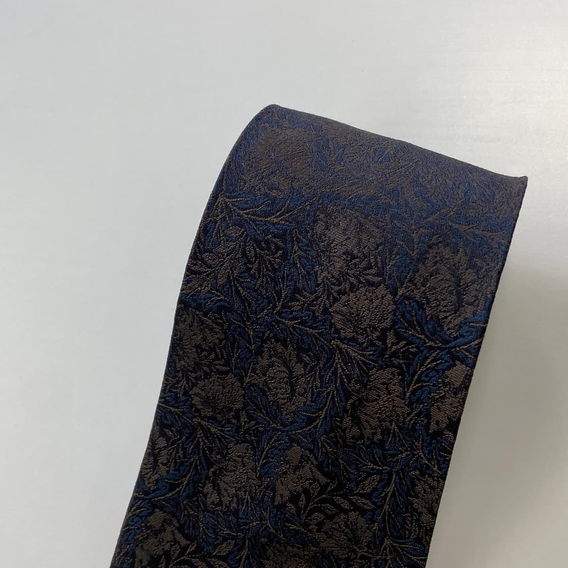 던힐(dunhill) 명품 정품 넥타이 8.8cm 상품이미지5