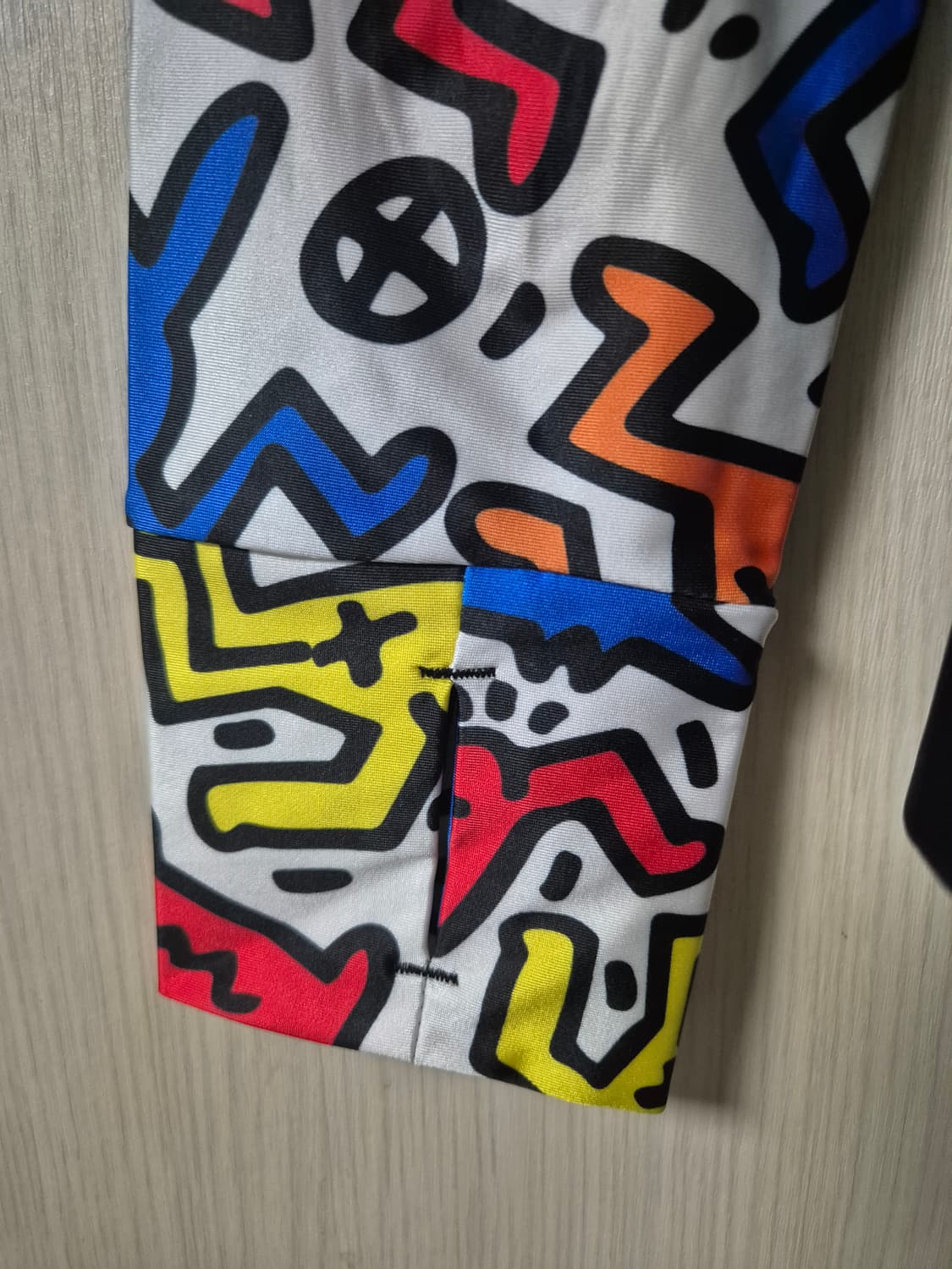 STL 키스해링 콜라보 여성 래쉬가드 L 상품이미지6