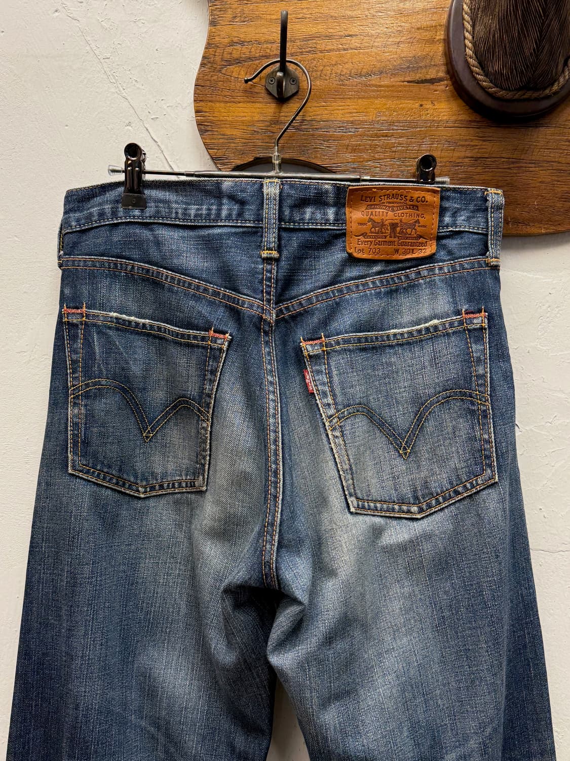 Levi's 703 Loose Straight Denim Pants 상품이미지2