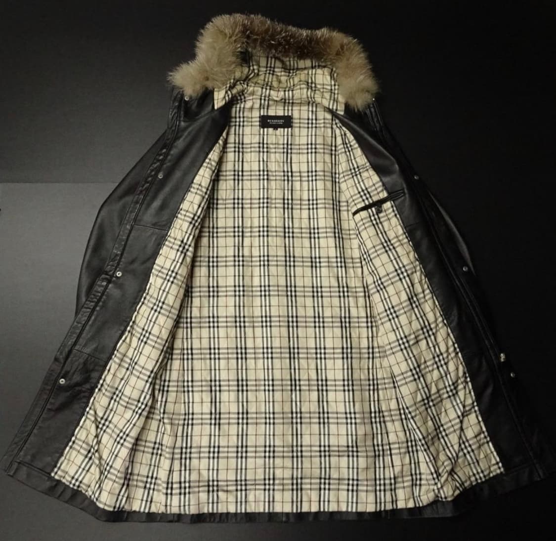 버버리 블랙 라벨 가죽 모피 코트 양가죽 산요상회/중고 상품이미지2