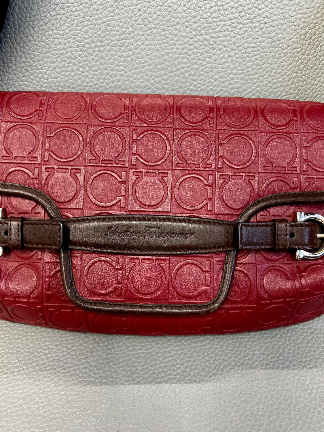 페라가모 간치니 패턴 숄더백 상품이미지3