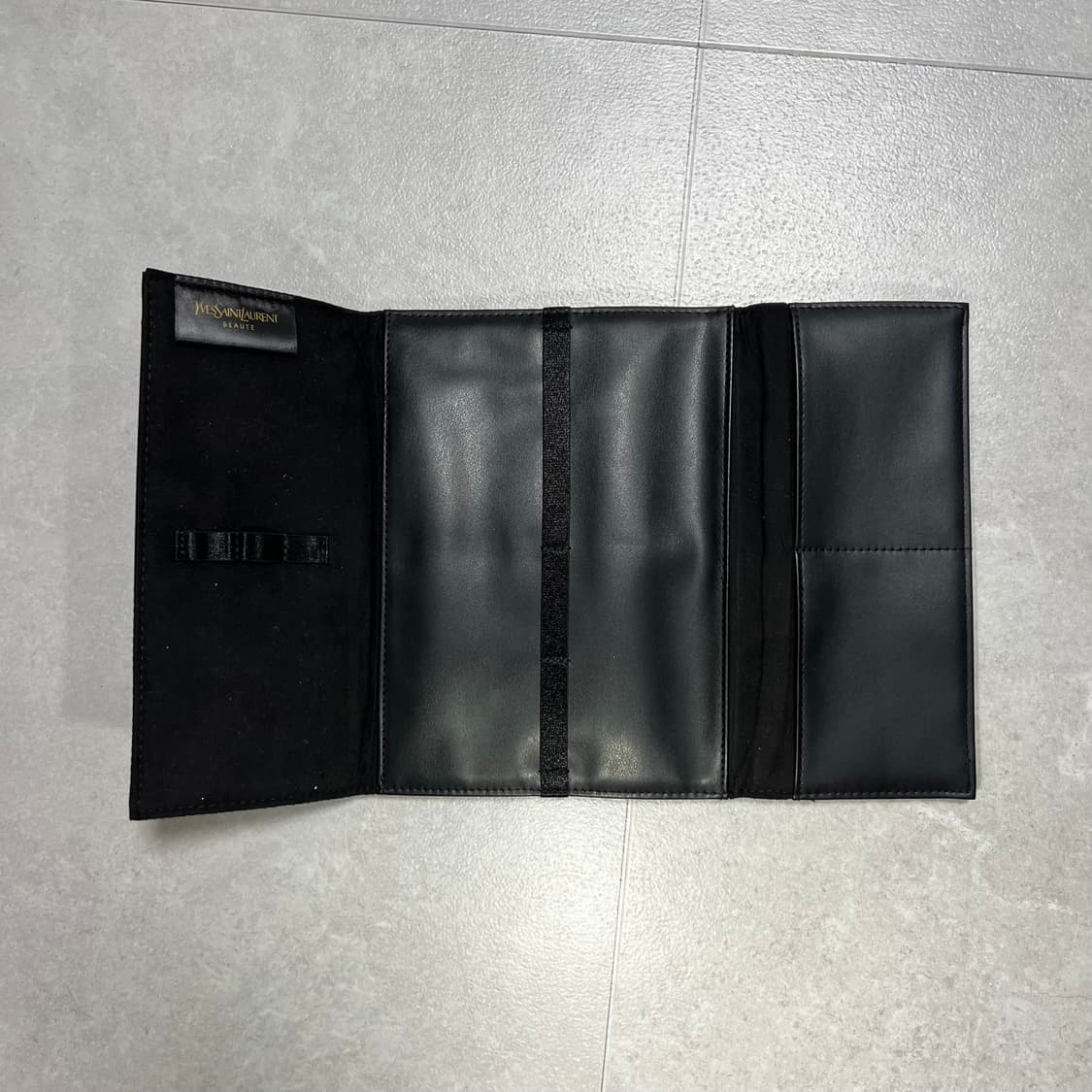 입생로랑 YSL 뷰티 블랙 파우치 상품이미지3