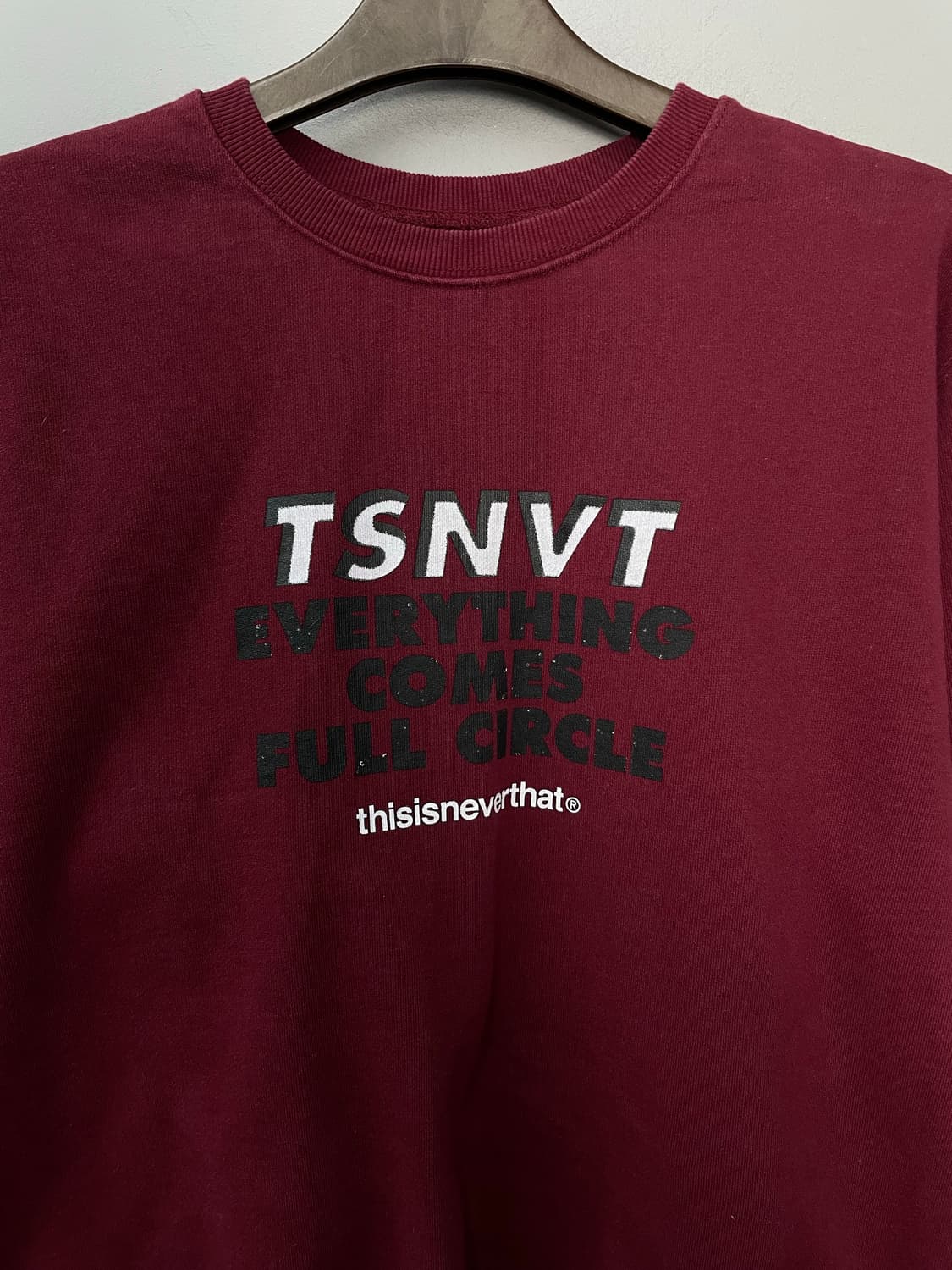 디스이즈네버댓 버건디 맨투맨 H1559 상품이미지3