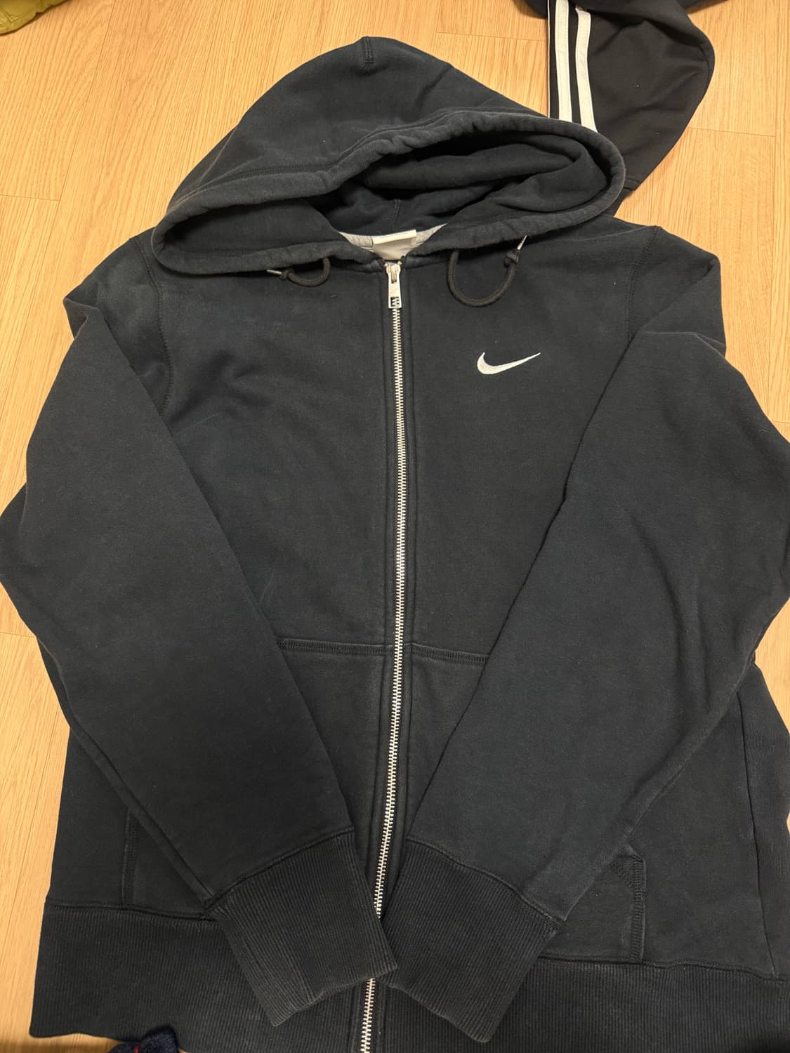 나이키 스우시 후드집업 상품이미지1