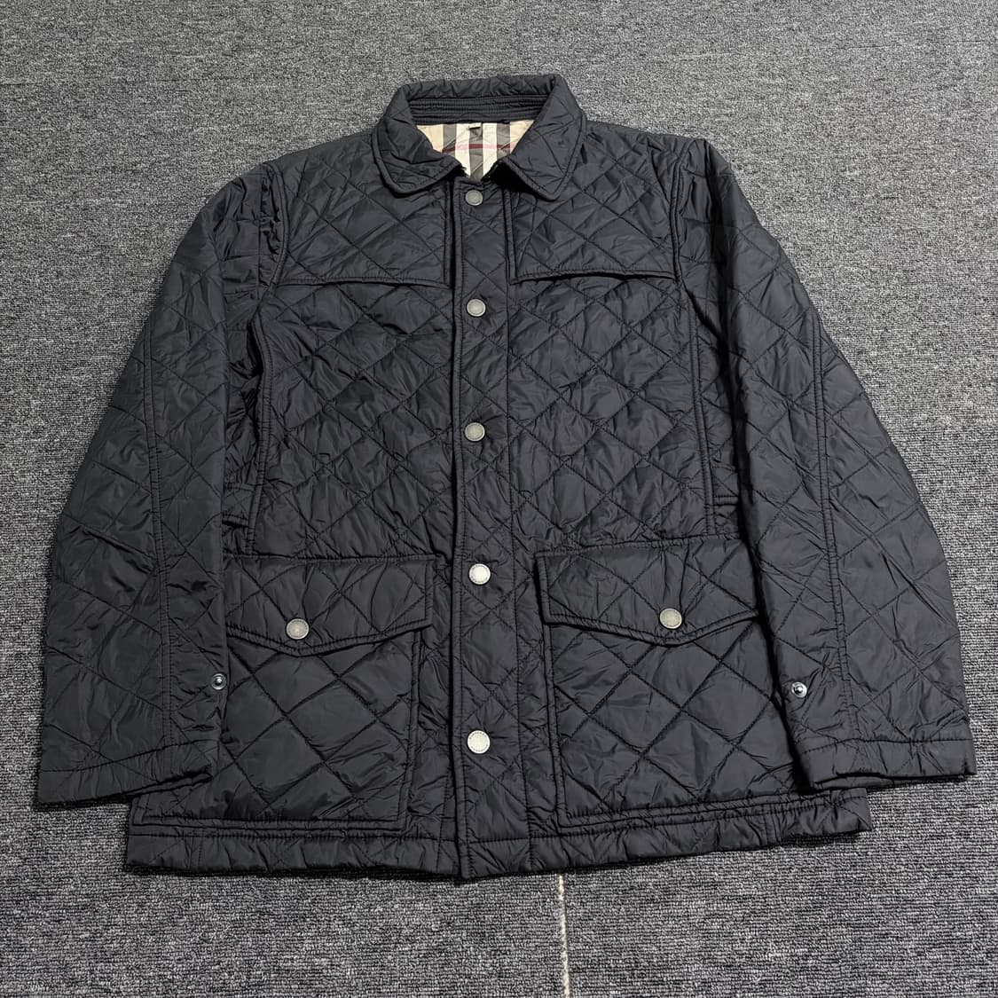 바버리 퀄팅 누빔 자켓 상품이미지1
