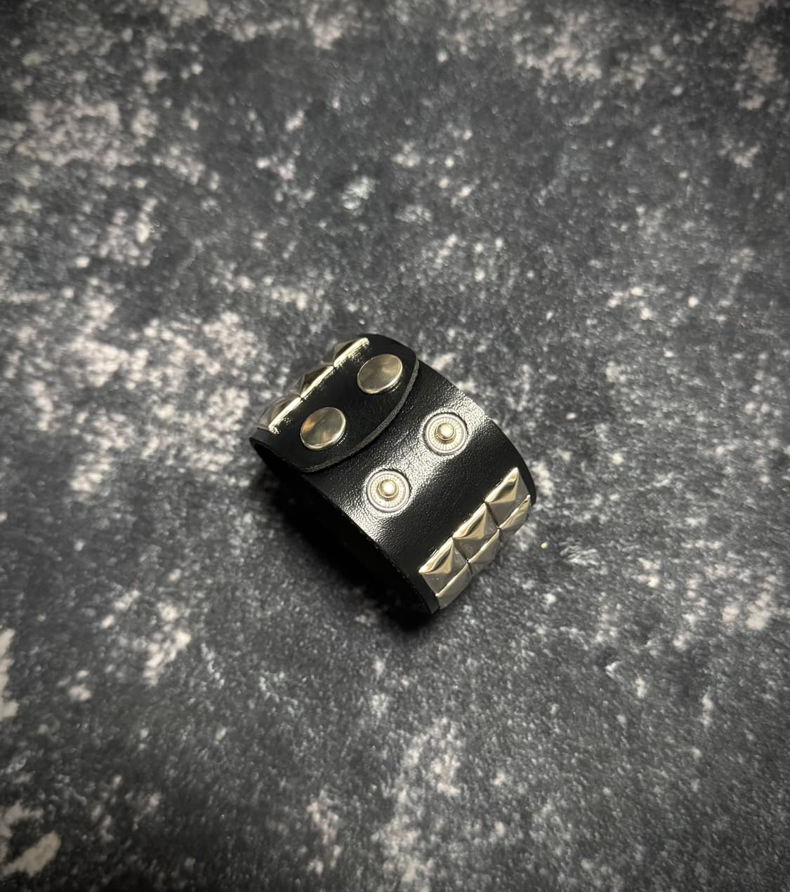 stud detail bracelet 상품이미지2