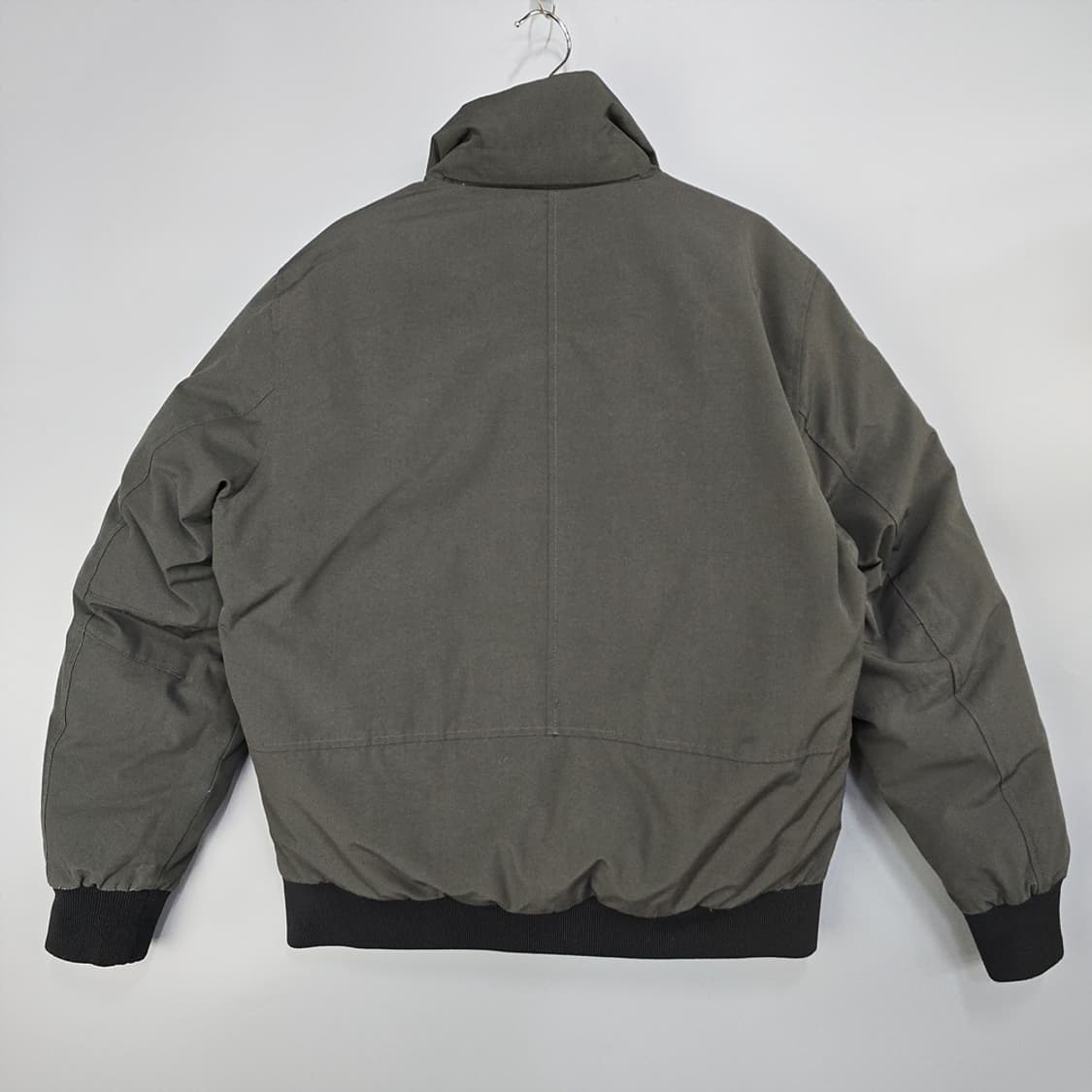 내셔널지오그래픽(National Geographic) 유틸리티 패딩 L 상품이미지3