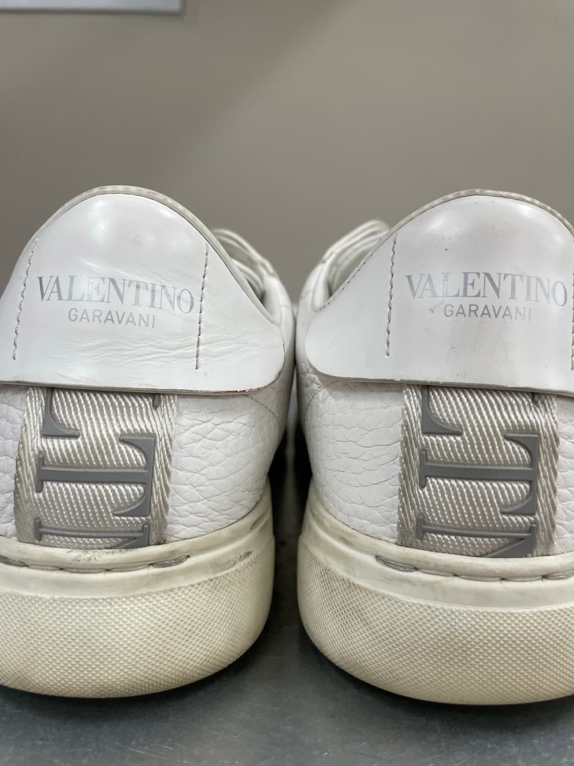 발렌티노 로고 밴드 스니커즈 40 상품이미지10