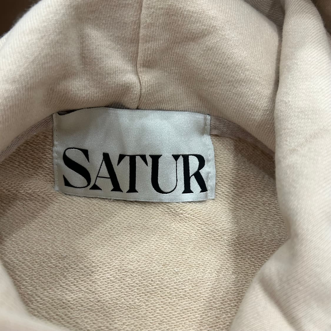 세터 후드티 상품이미지3