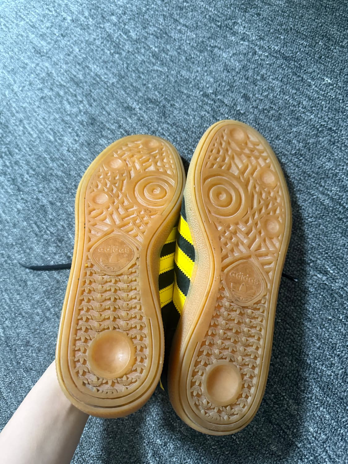 아디다스 스페지알 핸드볼 코어 블랙 옐로우 250 상품이미지5