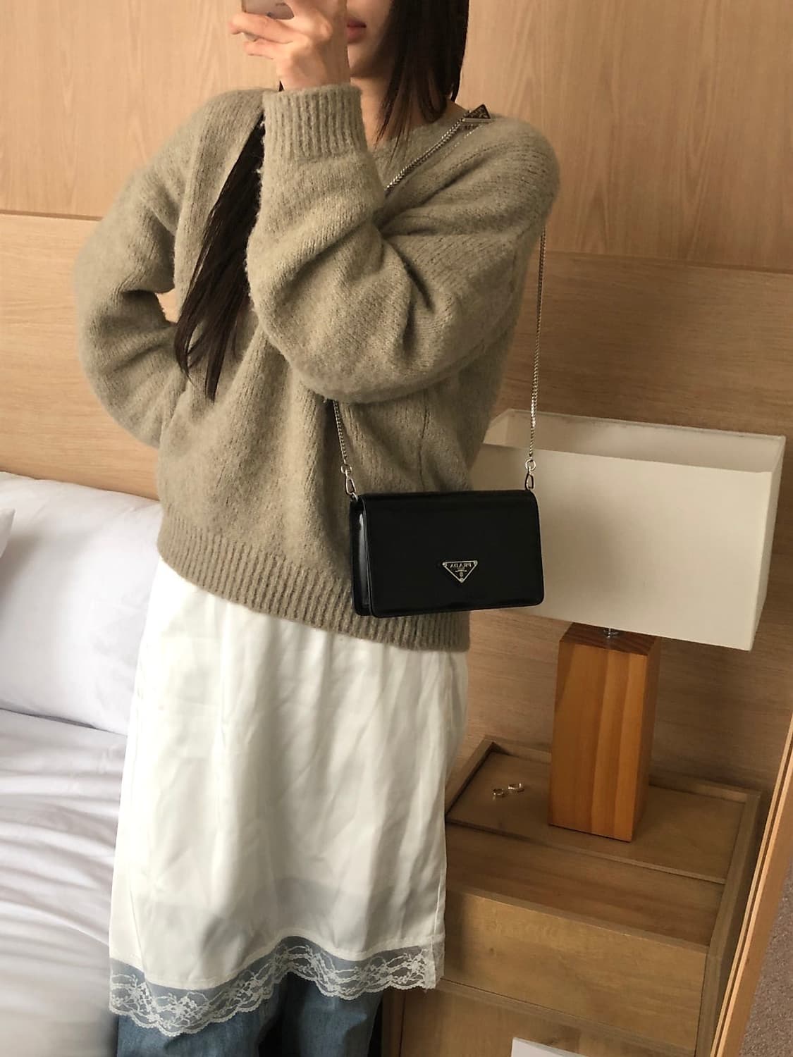 프라다 브러쉬드 레더 스파졸라토 체인 숄더백 상품이미지2