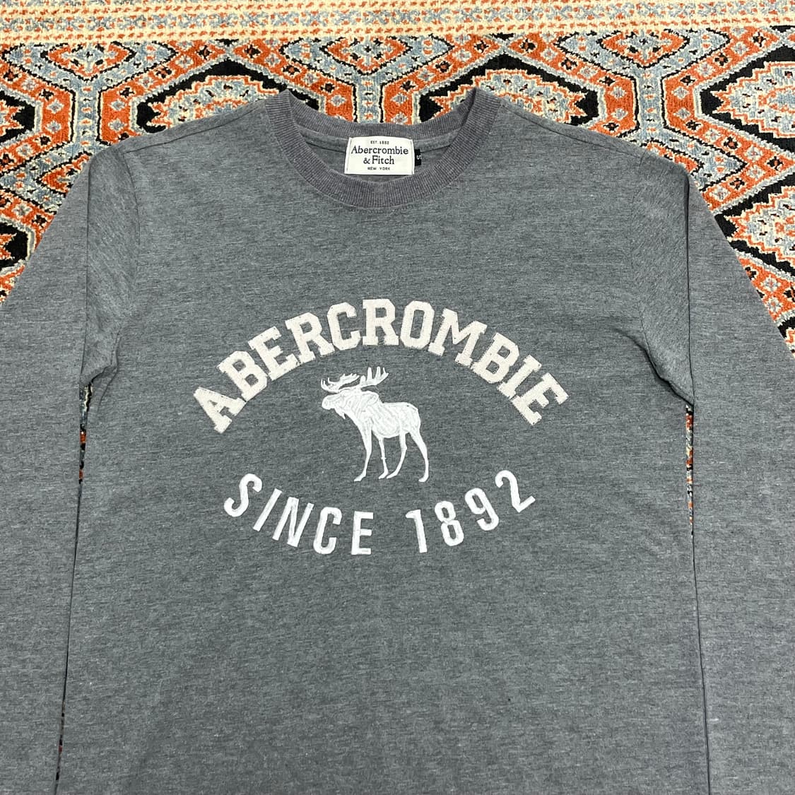 아베크롬비 스펠로고 그레이 긴팔 티셔츠 여성S 상품이미지2