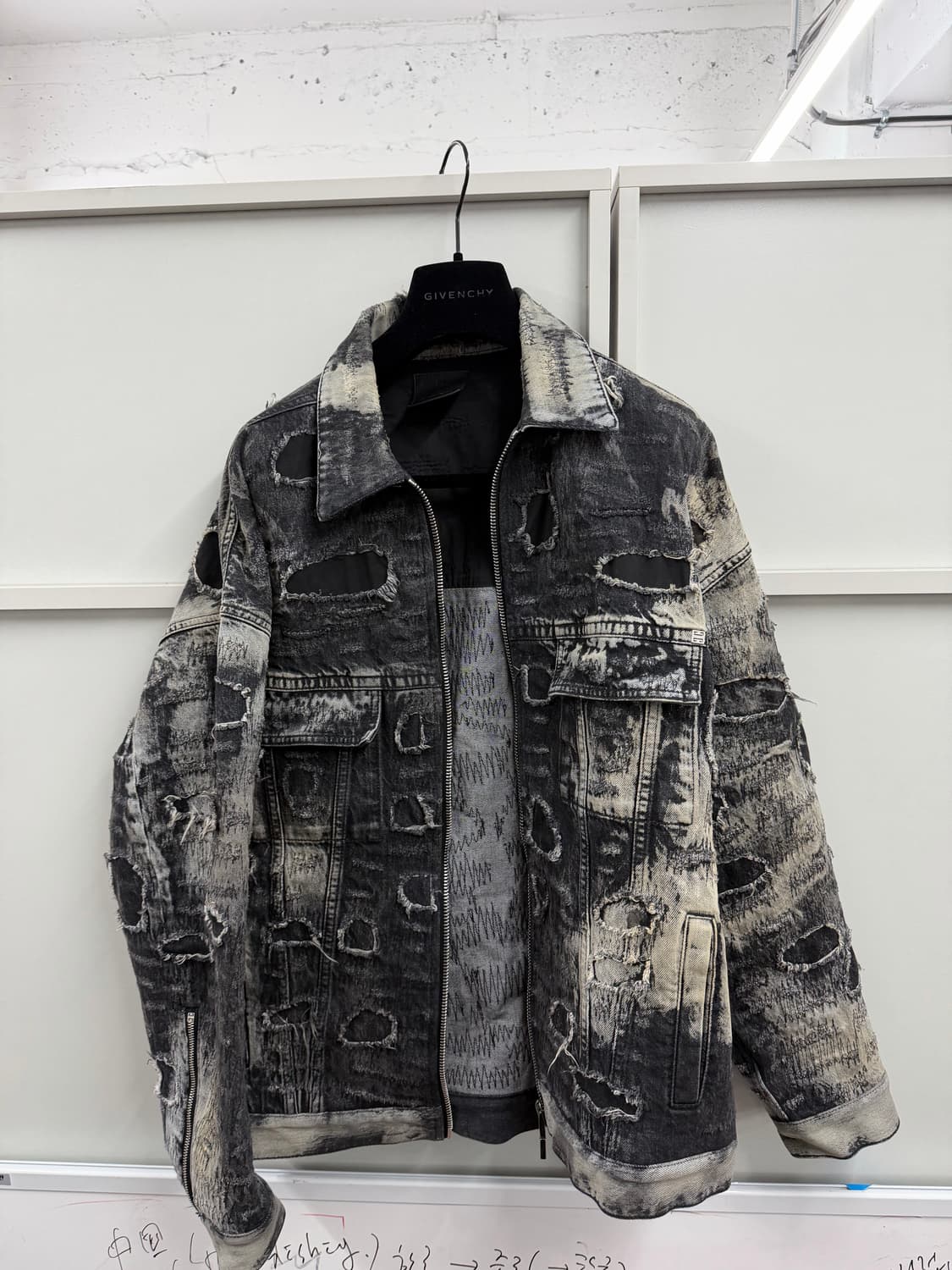 지방시 데미지드 데님 자켓 L 상품이미지1