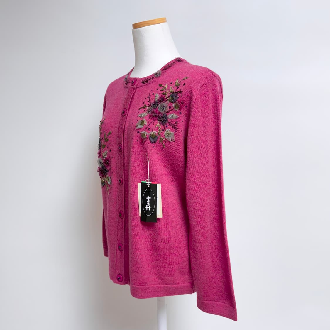 [새상품 울 100%] Chic 자수 울 가디건 핑크 M-L 상품이미지2