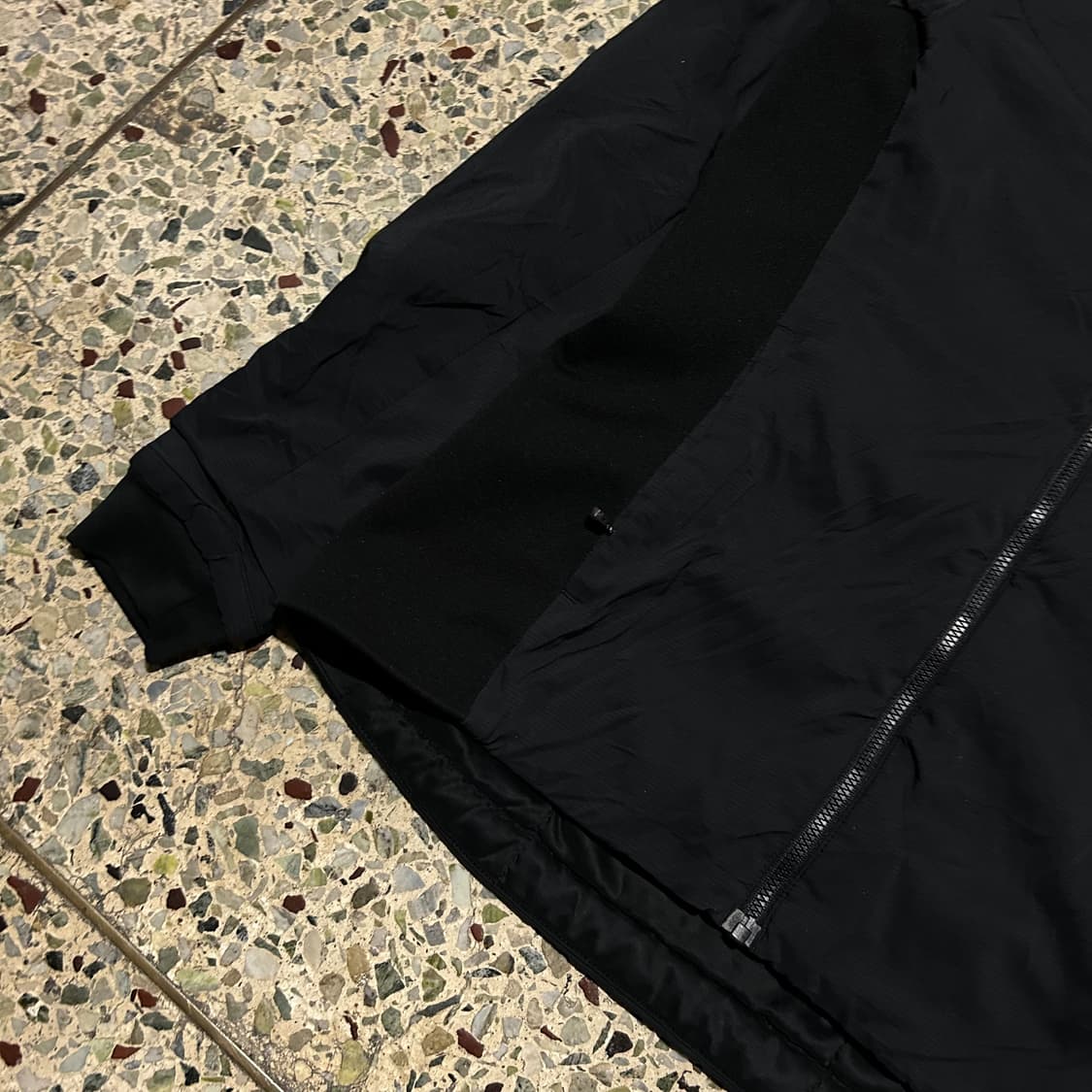 노스페이스(THE NORTH FACE) 서밋시리즈 블랙 바람막이 자켓 상품이미지3