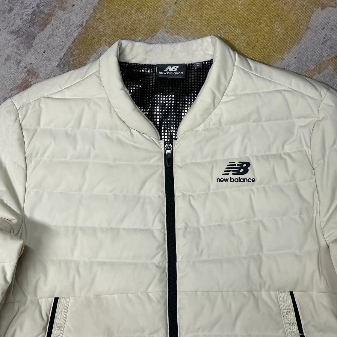 뉴발란스 구스다운 경량패딩 m 상품이미지2