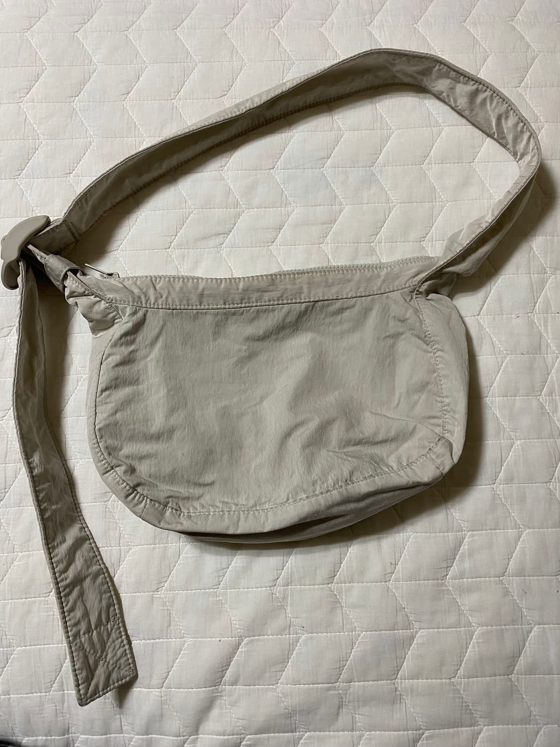 코스 새들백 숄더백 상품이미지1