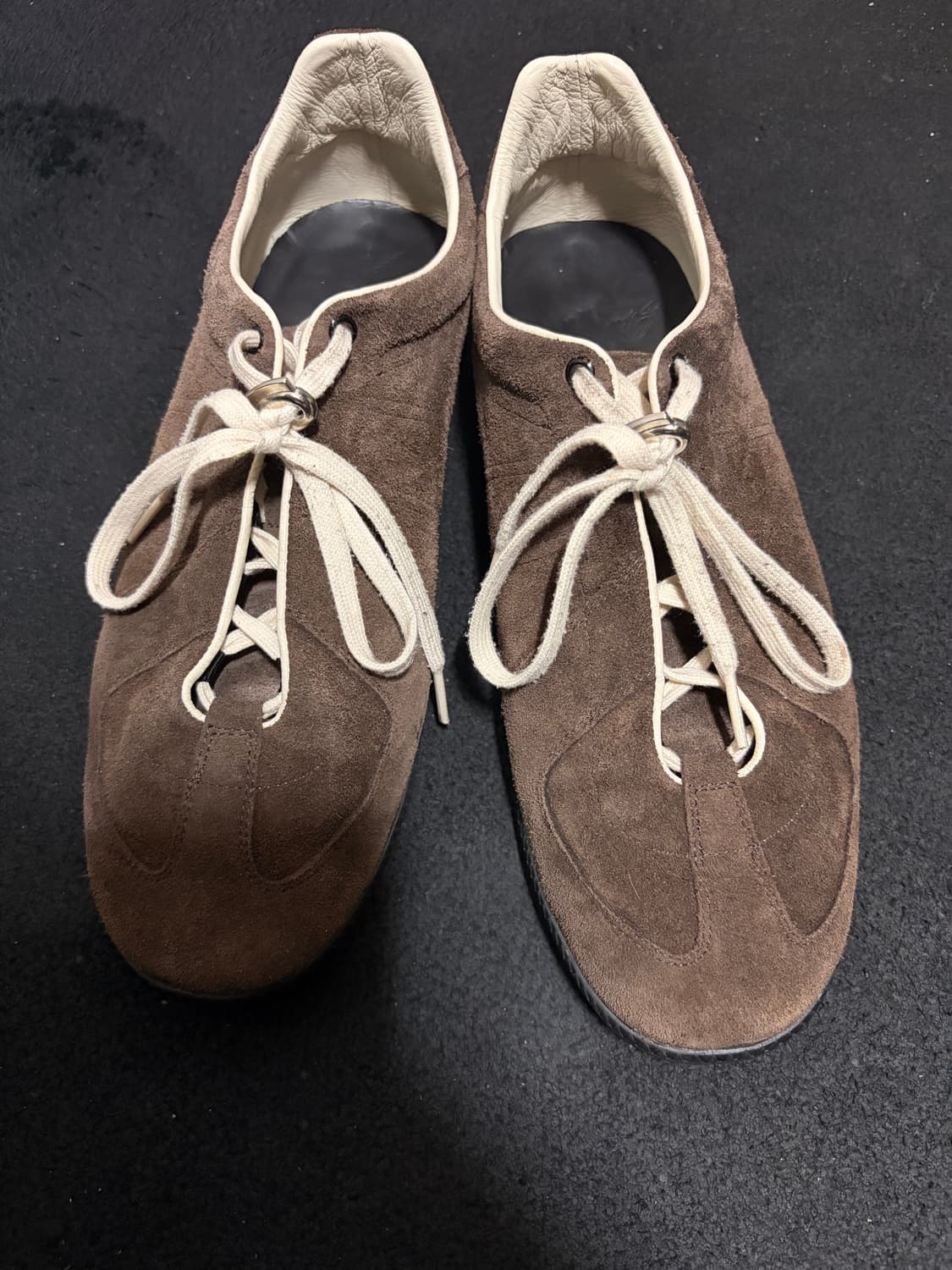 데베시용 레이싱 트레이너 08 275 상품이미지1