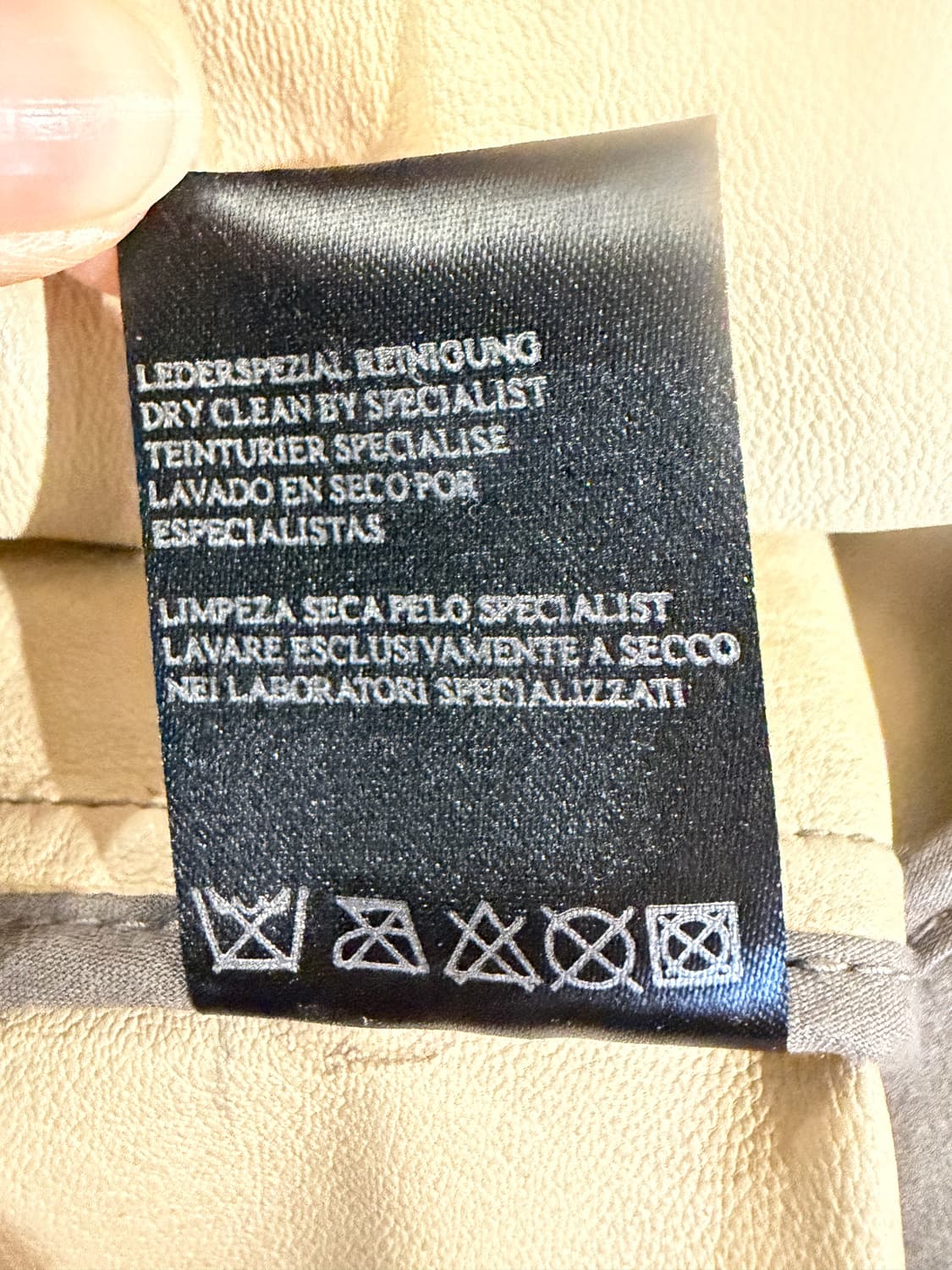 아르마니 꼴레지오니 램스킨 레더 카 코트 상품이미지7