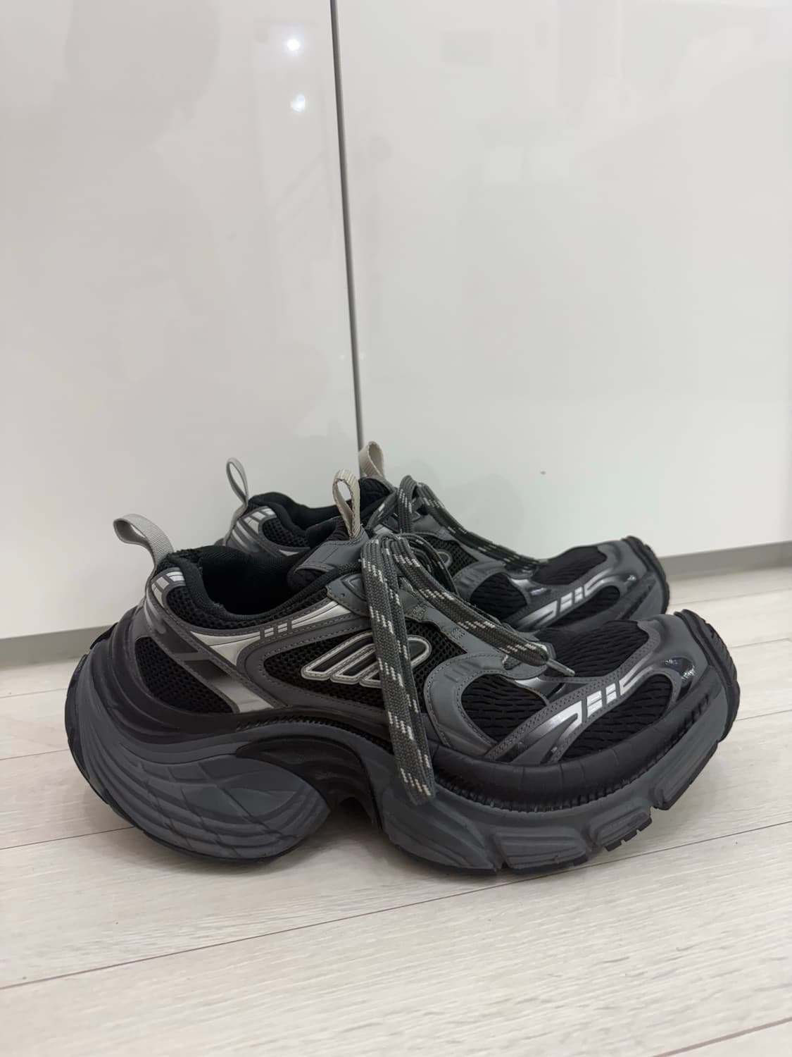 발렌시아가 6xl 44 상품이미지1