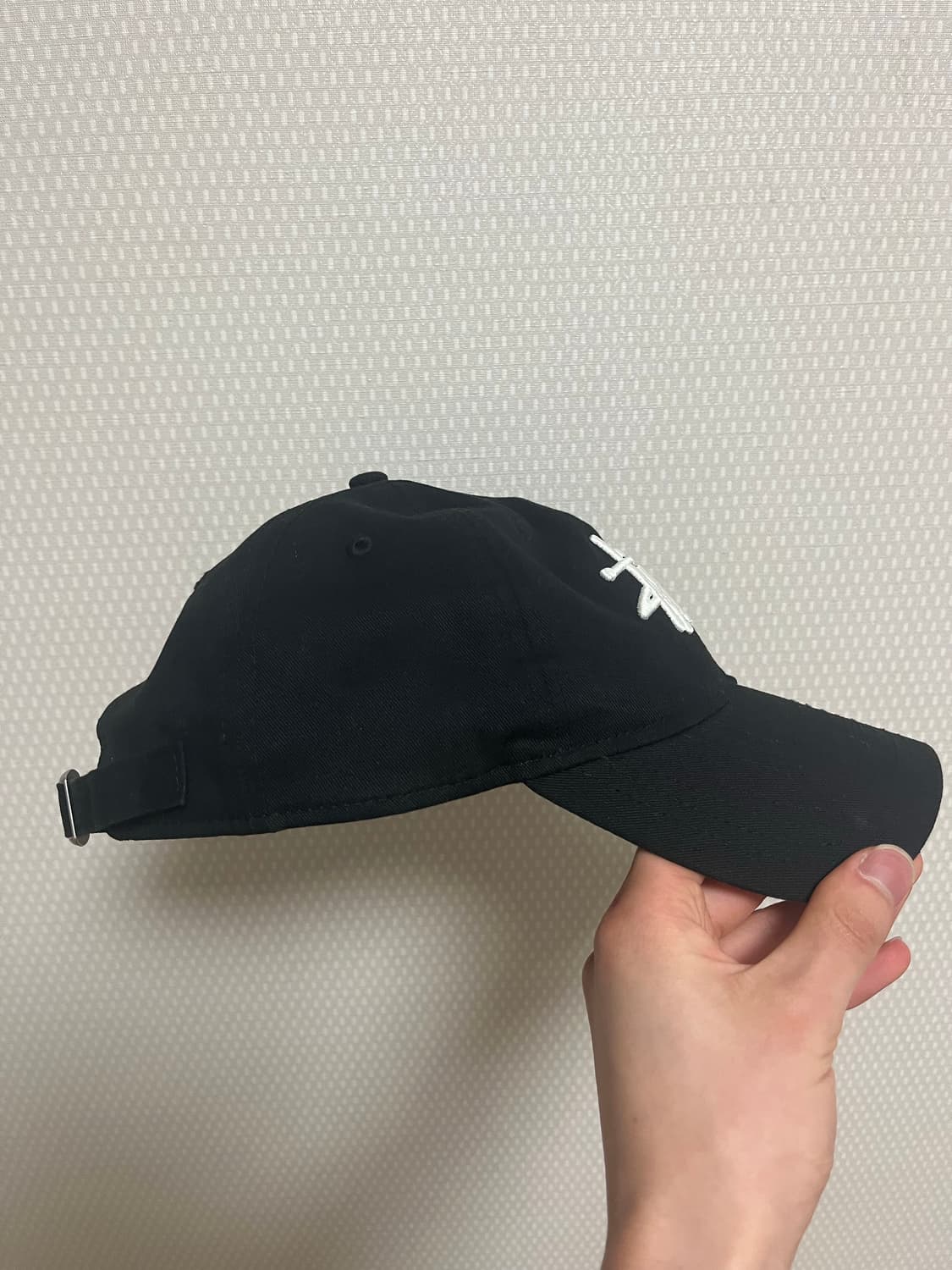 스투시 뉴에라 볼캡 블랙 상품이미지3