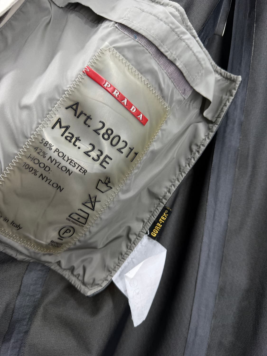 00s 프라다 스포츠 고어택스 2way 자켓 상품이미지7