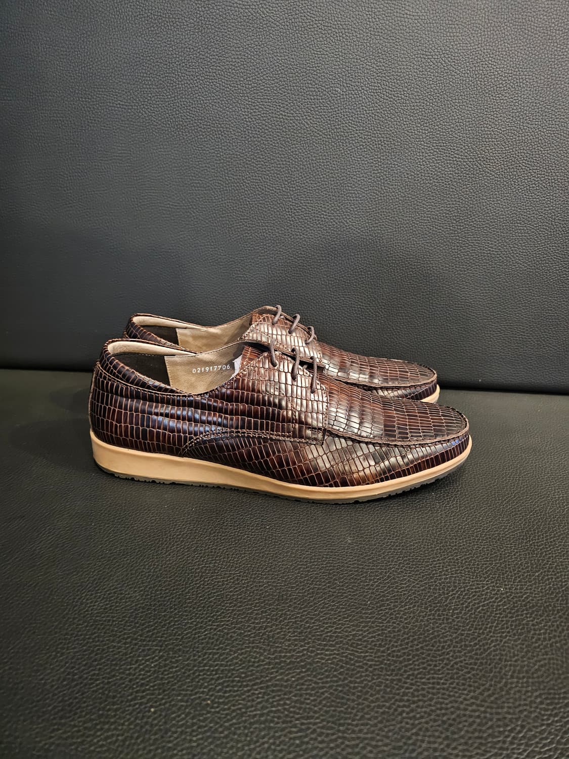 미소페 악어가죽 패턴 스니커즈 캐쥬얼구두 상품이미지1