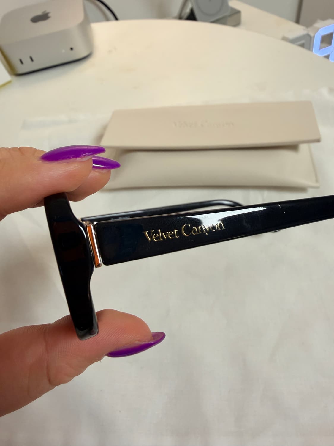 Velvet Canyon Zou Bisou 선글라스 (켄달제너 착용) 상품이미지2